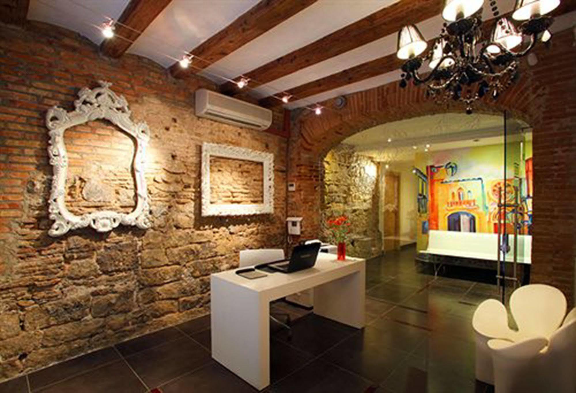 Apartaments Ciutat Vella Barcelona Exterior foto